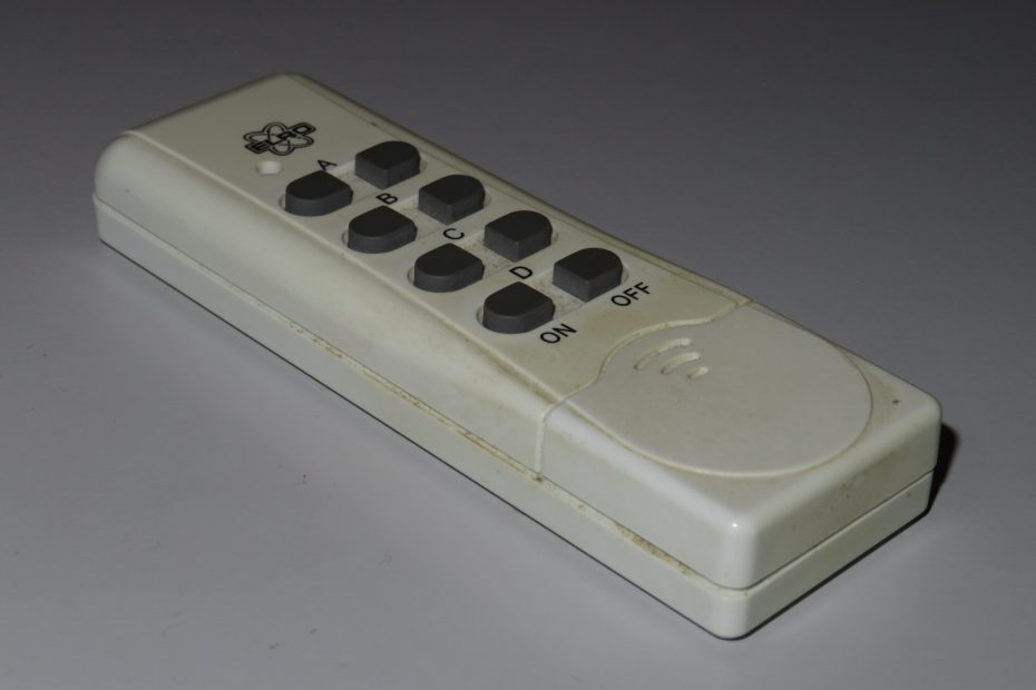 Old RF 433 MHz remote control